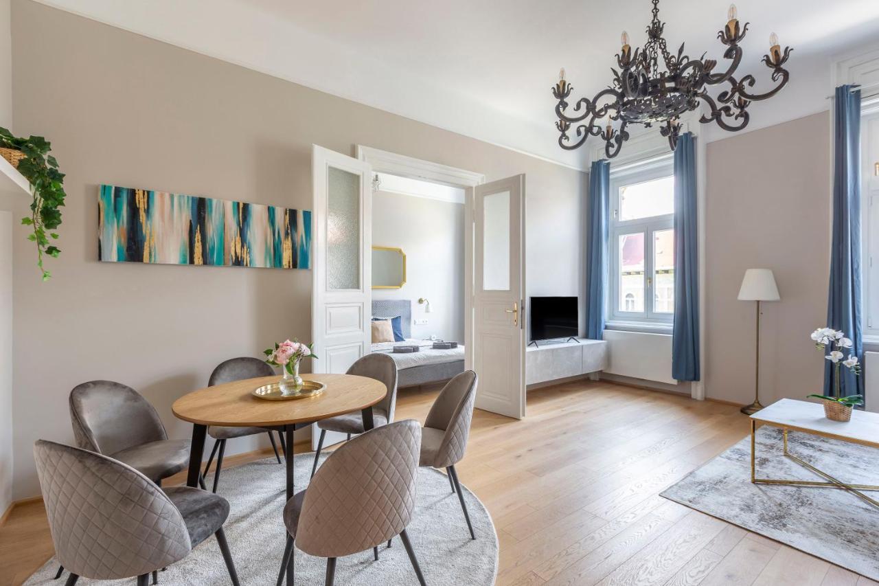 Apartman Luxury Elizabeth Next To The New York Cafe *